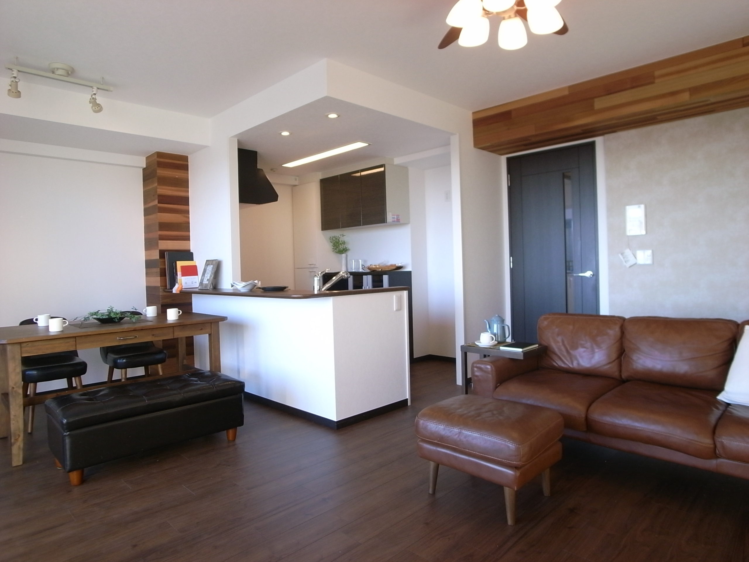 RENOVATION GALLERY 02